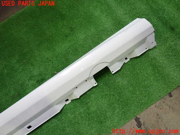 1UPJ-28411392]ベンツ A200 d w177(177012)左サイドステップ 中古_m0002.jpg