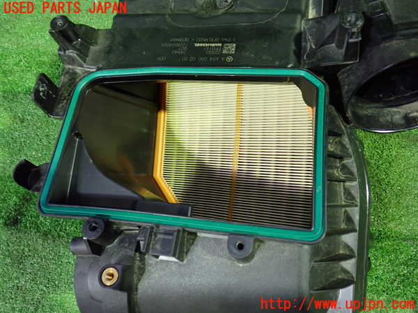 1UPJ-28412560]ベンツ A200 d w177(177012)エアクリーナーボックス 中古_m0003.jpg