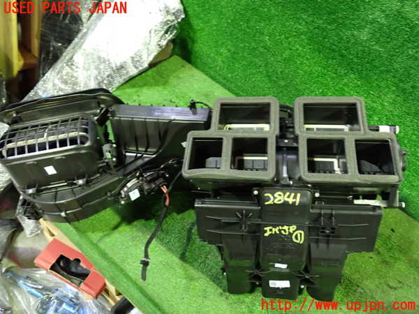 1UPJ-28416081]ベンツ A200 d w177(177012)エバポレーター1 中古_m0002.jpg
