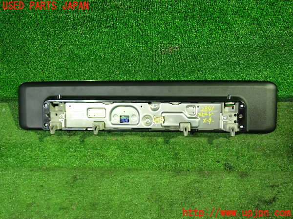 1UPJ-28416170]ベンツ A200 d w177(177012)スピードメーター 中古_m0002.jpg
