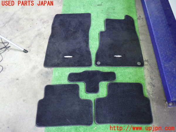 1UPJ-28417800]ベンツ A200 d w177(177012)フロアマット 中古_m0001.jpg