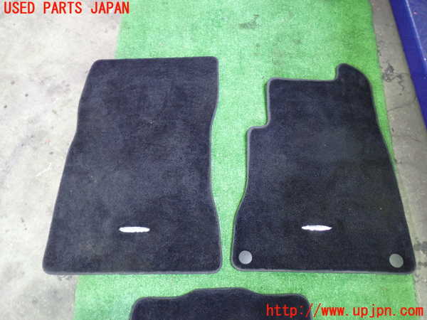 1UPJ-28417800]ベンツ A200 d w177(177012)フロアマット 中古_m0002.jpg