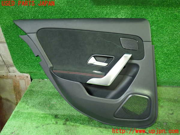 1UPJ-28411324]ベンツ A200 d w177(177012)左後ドア内張り 中古_m0001.jpg