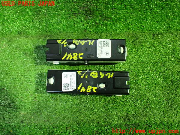 1UPJ-28416412]ベンツ A200 d w177(177012)ルームランプ2 中古_m0002.jpg