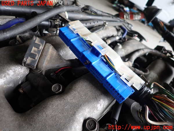 1UPJ-28422010]フェアレディZ(CZ32)エンジン VG30DETT 中古_m0003.jpg