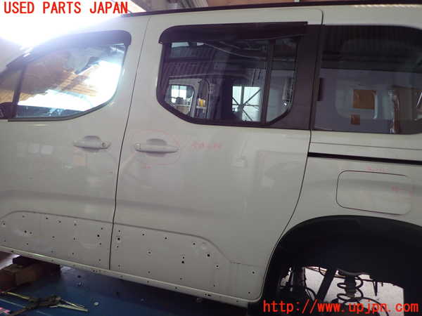 1UPJ-28431320]プジョー・RIFTER(リフター)(K9PYH01)左後ドア 中古 SAINT-GOBAIN SEKURIT 43R-004523_m0001.jpg