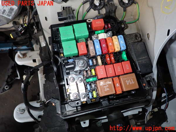 1UPJ-28436742]プジョー・RIFTER(リフター)(K9PYH01)ヒューズボックス2 中古_m0002.jpg