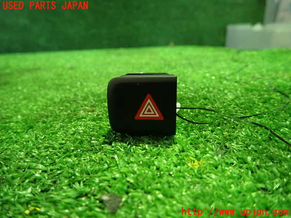 1UPJ-28436290]プジョー・RIFTER(リフター)(K9PYH01)ハザードスイッチ 中古_m0001.jpg