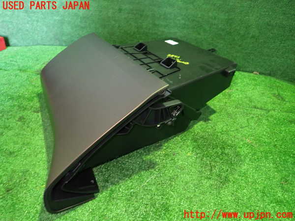 1UPJ-28437516]プジョー・RIFTER(リフター)(K9PYH01)グローブボックス1 中古_m0002.jpg
