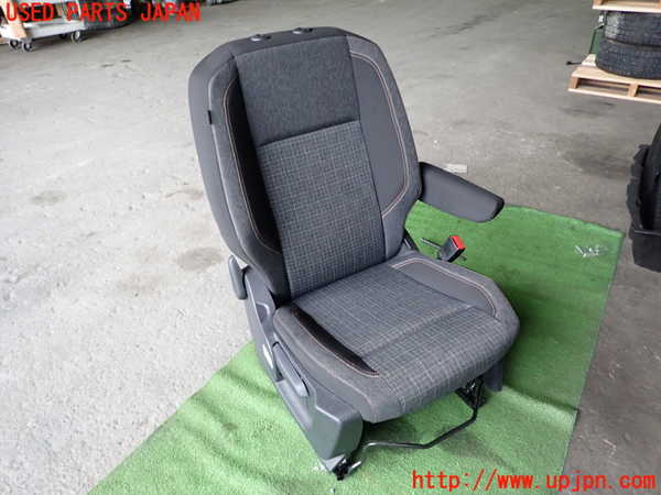 1UPJ-28437035]プジョー・RIFTER(リフター)(K9PYH01)運転席シート 中古_m0001.jpg