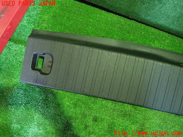 1UPJ-28437772]プジョー・RIFTER(リフター)(K9PYH01)ラゲッジトレイ2 中古_m0004.jpg