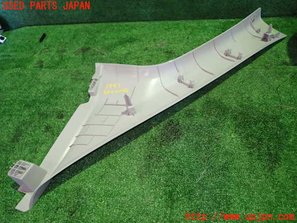 1UPJ-28437655]プジョー・RIFTER(リフター)(K9PYH01)右フロントピラートリム 中古_m0003.jpg