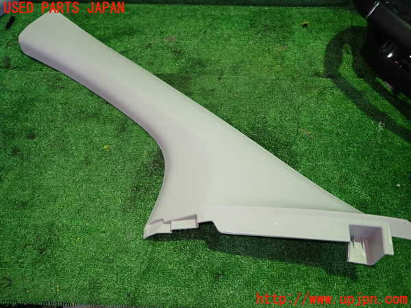 1UPJ-28437660]プジョー・RIFTER(リフター)(K9PYH01)左フロントピラートリム 中古_m0001.jpg