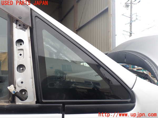 1UPJ-28441200]デリカ スペースギア(PD6W)右フロント三角窓ガラス ASAHI M213 中古_m0001.jpg