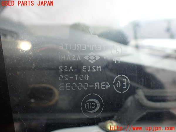 1UPJ-28441200]デリカ スペースギア(PD6W)右フロント三角窓ガラス ASAHI M213 中古_m0002.jpg