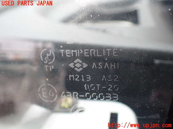 5UPJ-28441202]デリカ スペースギア(PD6W)左フロント三角窓ガラス ASAHI M213 中古_m0002.jpg
