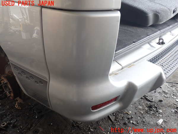 1UPJ-28441610]デリカ スペースギア(PD6W)リアバンパー 中古_m0003.jpg