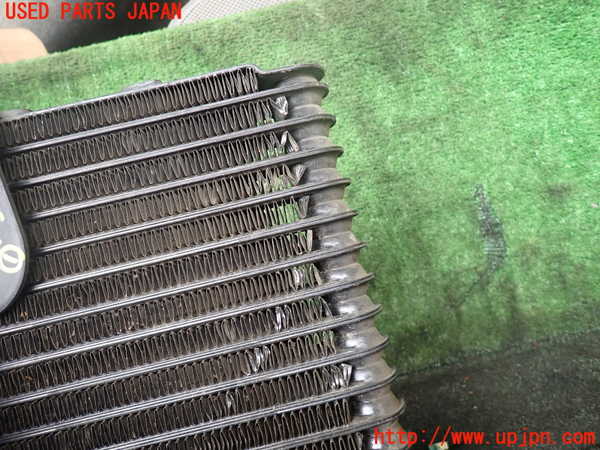 5UPJ-28442481]デリカ スペースギア(PD6W)オイルクーラー1 中古_m0002.jpg