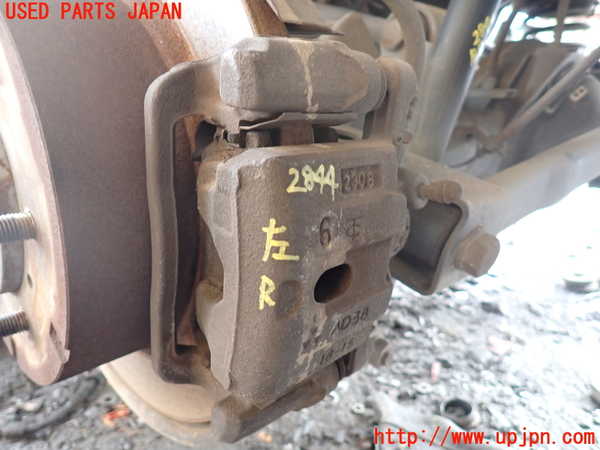 1UPJ-28444095]デリカ スペースギア(PD6W)左リアキャリパー 中古_m0001.jpg