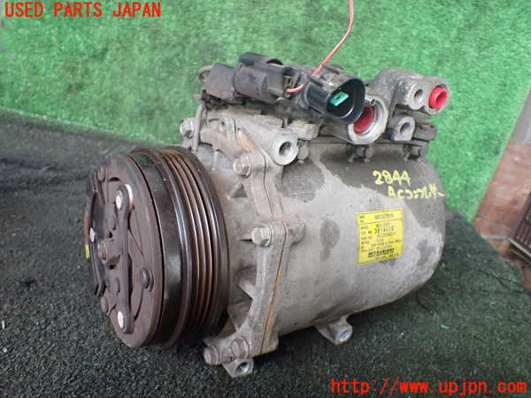 1UPJ-28446025]デリカ スペースギア(PD6W)エアコンコンプレッサー 中古_m0001.jpg