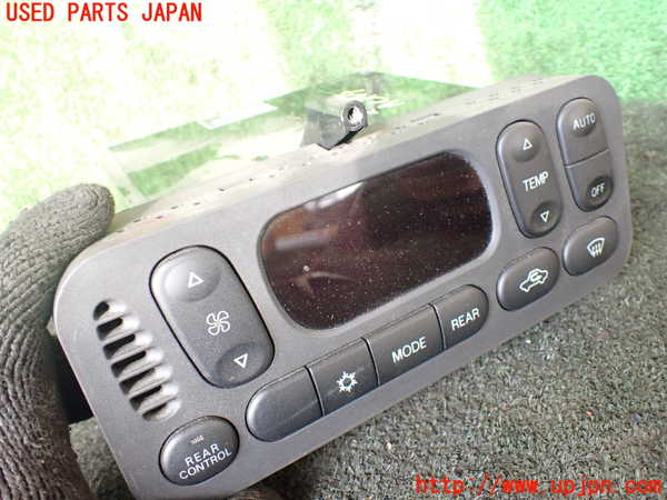 1UPJ-28446066]デリカ スペースギア(PD6W)エアコンスイッチ1 中古_m0002.jpg