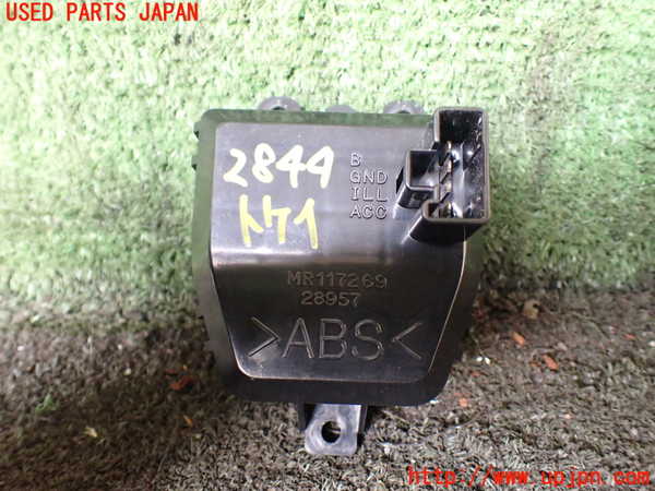 1UPJ-28447850]デリカ スペースギア(PD6W)時計 中古_m0002.jpg
