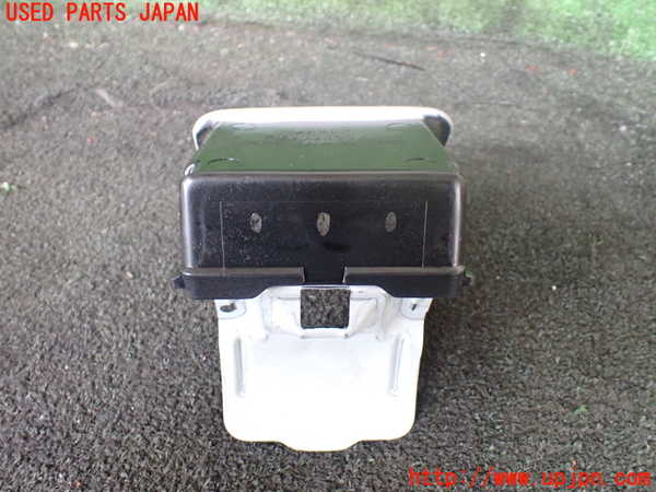 1UPJ-28447821]デリカ スペースギア(PD6W)灰皿1 中古_m0003.jpg