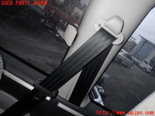 1UPJ-28447155]デリカ スペースギア(PD6W)右2列目シートベルト 中古_m0001.jpg