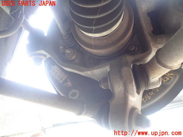 1UPJ-28454300]セルシオ(UCF31)右リアナックルハブ 中古_m0001.jpg