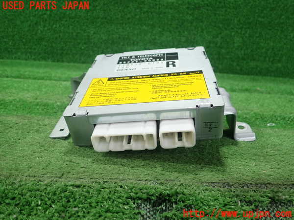 1UPJ-28456149]セルシオ(UCF31)コンピューター4 (チルト＆テレスコピック) 中古_m0001.jpg