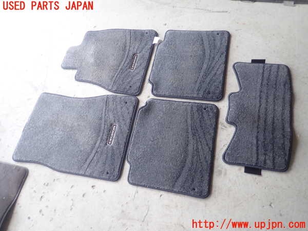 1UPJ-28457800]セルシオ(UCF31)フロアマット 中古_m0002.jpg