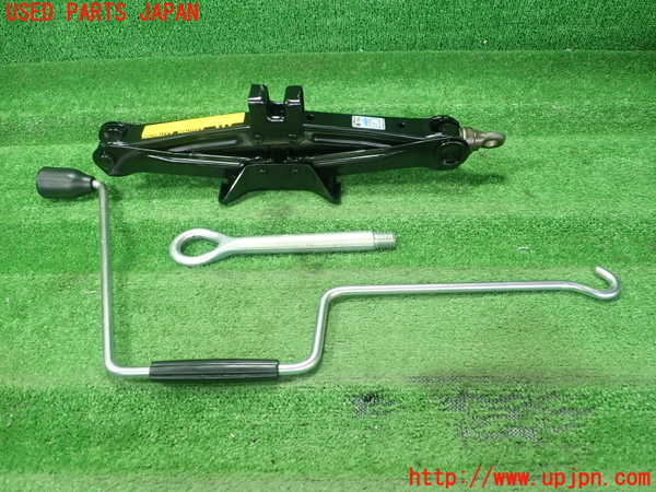 1UPJ-28457805]セルシオ(UCF31)車載工具 中古_m0001.jpg