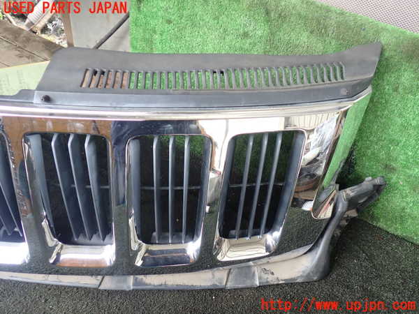 1UPJ-28461050]ジープ・グランドチェロキー(WK36)ラジエターグリル 中古_m0002.jpg