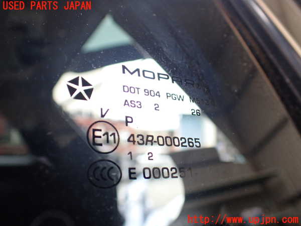 1UPJ-28461382]ジープ・グランドチェロキー(WK36)左クォーターガラス M513 中古_m0002.jpg