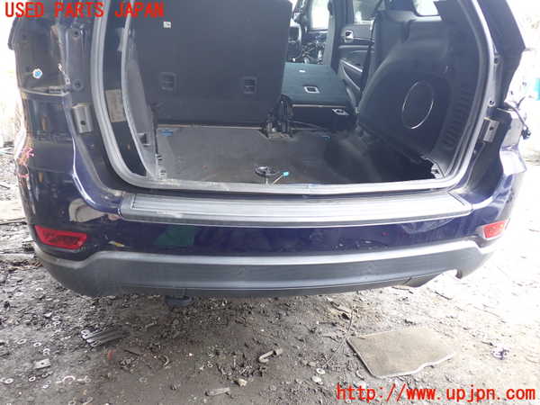 1UPJ-28461610]ジープ・グランドチェロキー(WK36)リアバンパー 中古_m0001.jpg