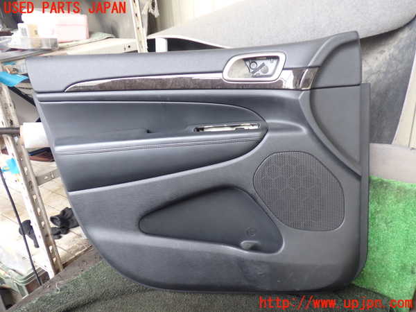 1UPJ-28461264]ジープ・グランドチェロキー(WK36)左前ドア内張り 中古_m0001.jpg