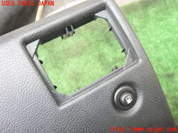 1UPJ-28467692]ジープ・グランドチェロキー(WK36)内装トリム類2 中古_m0002.jpg