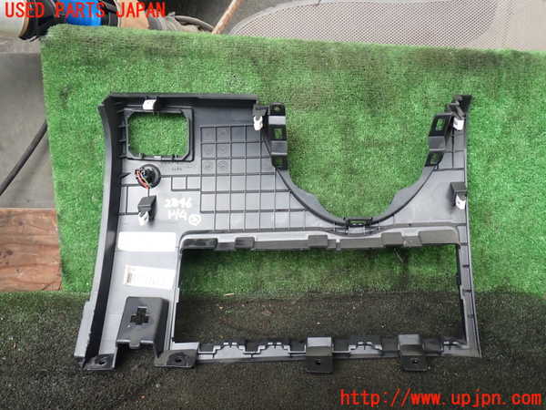 1UPJ-28467692]ジープ・グランドチェロキー(WK36)内装トリム類2 中古_m0003.jpg