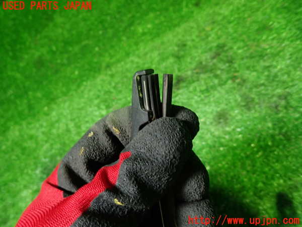 1UPJ-28471661]CR-V ハイブリッド(e：HEV)(RT6)リアワイパーアーム1 中古_m0003.jpg