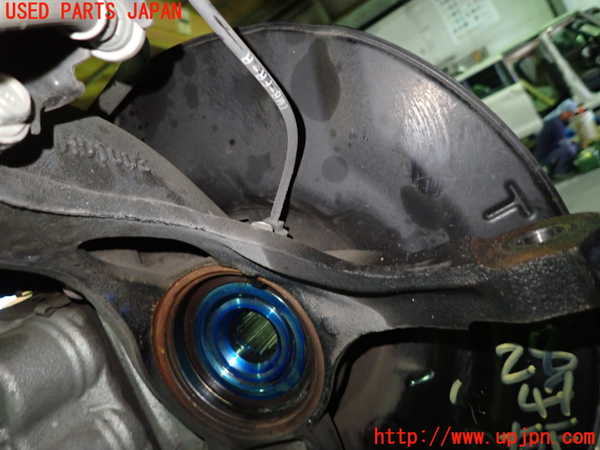 1UPJ-28474290]CR-V ハイブリッド(e：HEV)(RT6)右フロントナックルハブ 中古_m0002.jpg
