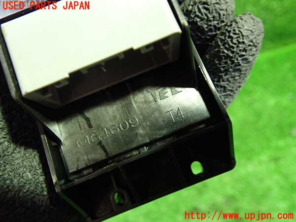1UPJ-28476245]CR-V ハイブリッド(e：HEV)(RT6)左前パワーウィンドウスイッチ 中古_m0003.jpg