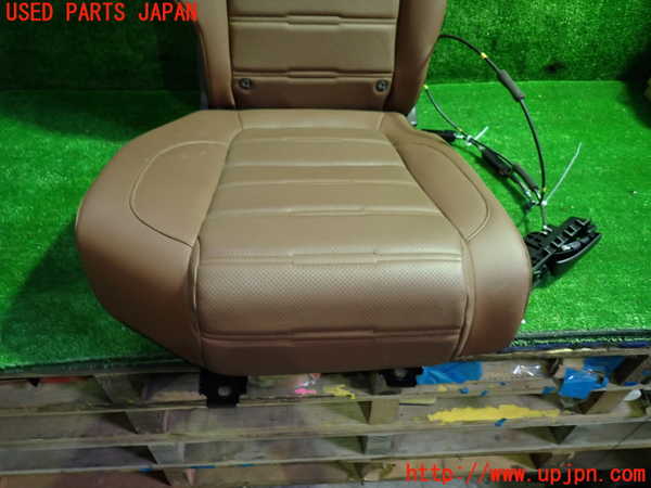 1UPJ-28477145]CR-V ハイブリッド(e：HEV)(RT6)右2列目シート 中古_m0003.jpg
