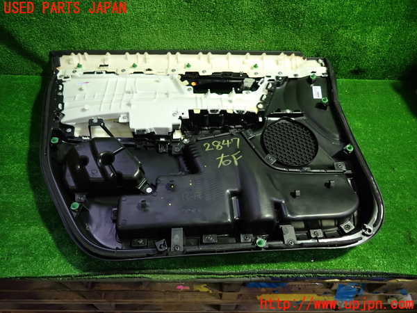 1UPJ-28471234]CR-V ハイブリッド(e：HEV)(RT6)右前ドア内張り 中古_m0004.jpg
