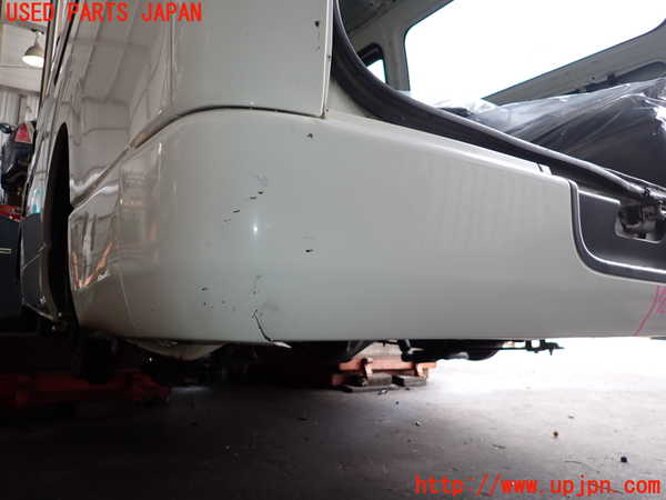 2UPJ-28491610]レジアスエース(ハイエース200系)(KDH206V)リアバンパー 中古_m0003.jpg
