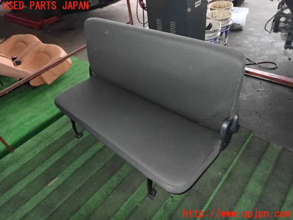 2UPJ-28497125]レジアスエース(ハイエース200系)(KDH206V)2列目シート 中古_m0001.jpg