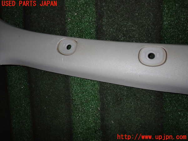 2UPJ-28497655]レジアスエース(ハイエース200系)(KDH206V)右フロントピラートリム 中古_m0002.jpg