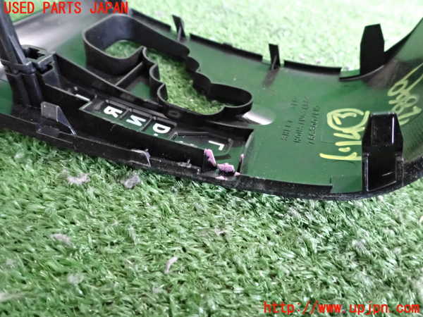 2UPJ-28497693]レジアスエース(ハイエース200系)(KDH206V)内装トリム類3 中古_m0004.jpg