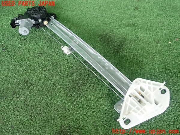 2UPJ-28501236]ヴェゼル ハイブリッド(e：HEV)(RV5)右前レギュレーターモーター 中古_m0002.jpg