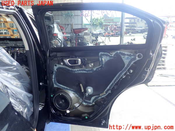 2UPJ-28501290]ヴェゼル ハイブリッド(e：HEV)(RV5)右後ドア 中古(43R-00073 M2L4)_m0005.jpg