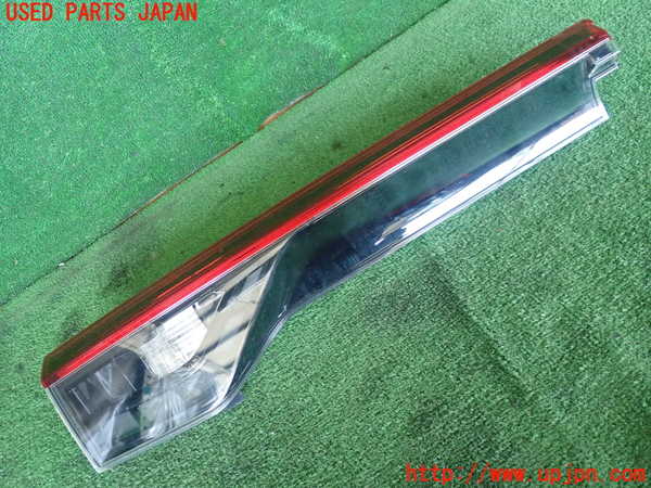 5UPJ-28501552]ヴェゼル ハイブリッド(e：HEV)(RV5)左リアフィニッシャー 中古_m0001.jpg